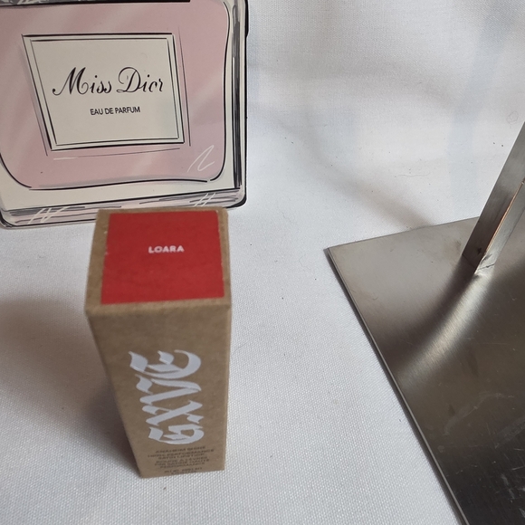 GXVE by Gwen Stefani Satin Lipstick - Bold Red - Picture 2 of 3